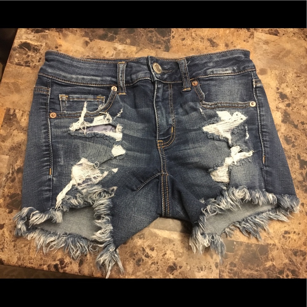 American Eagle midi shorts 💞